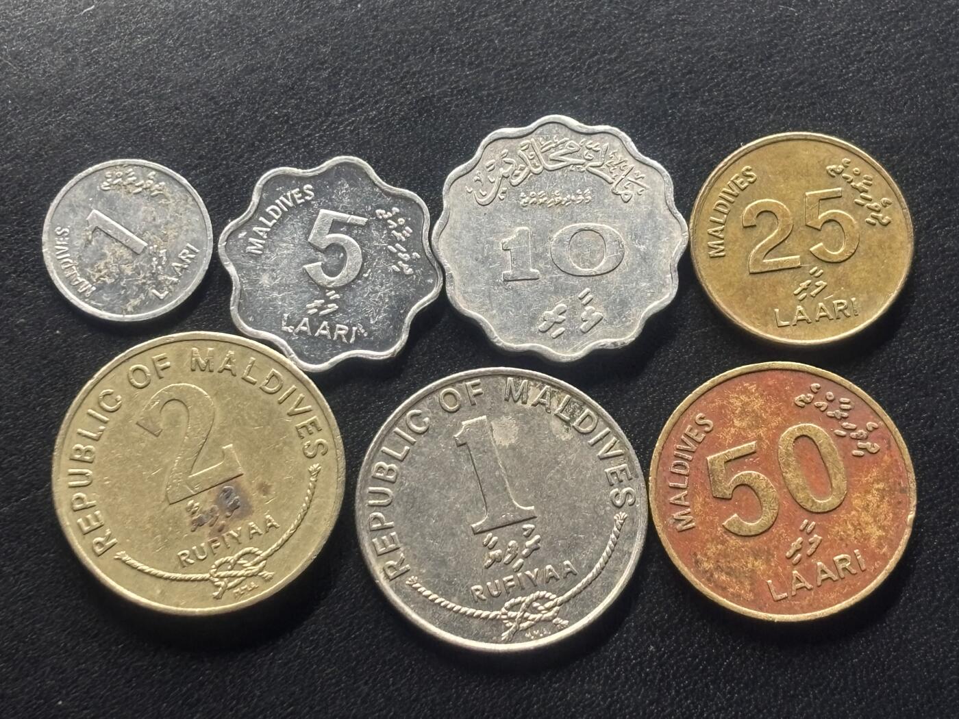 邮泉阁限时拍卖第三十八场 亚洲专场（硬币在国外。请付邮费6元。）