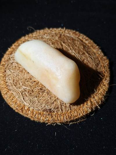 99期回流戒指饰品杂件纪念章丝路钱币专场 - 新疆金丝玉