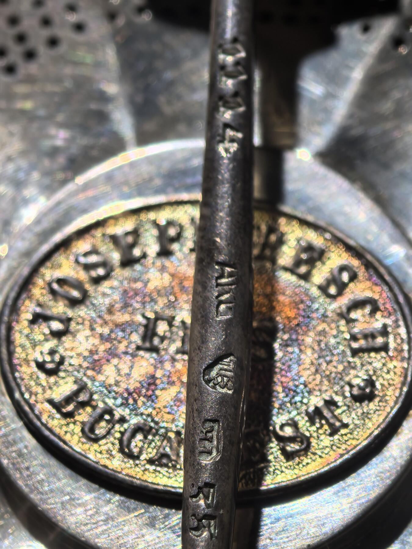 盛世勋华——号角文化勋章邮票专场拍卖第296期 罗马尼亚王国大十字级罗马尼亚之星勋章 第一版 银质带银标厂标 带原盒 品相极佳 顶级收藏