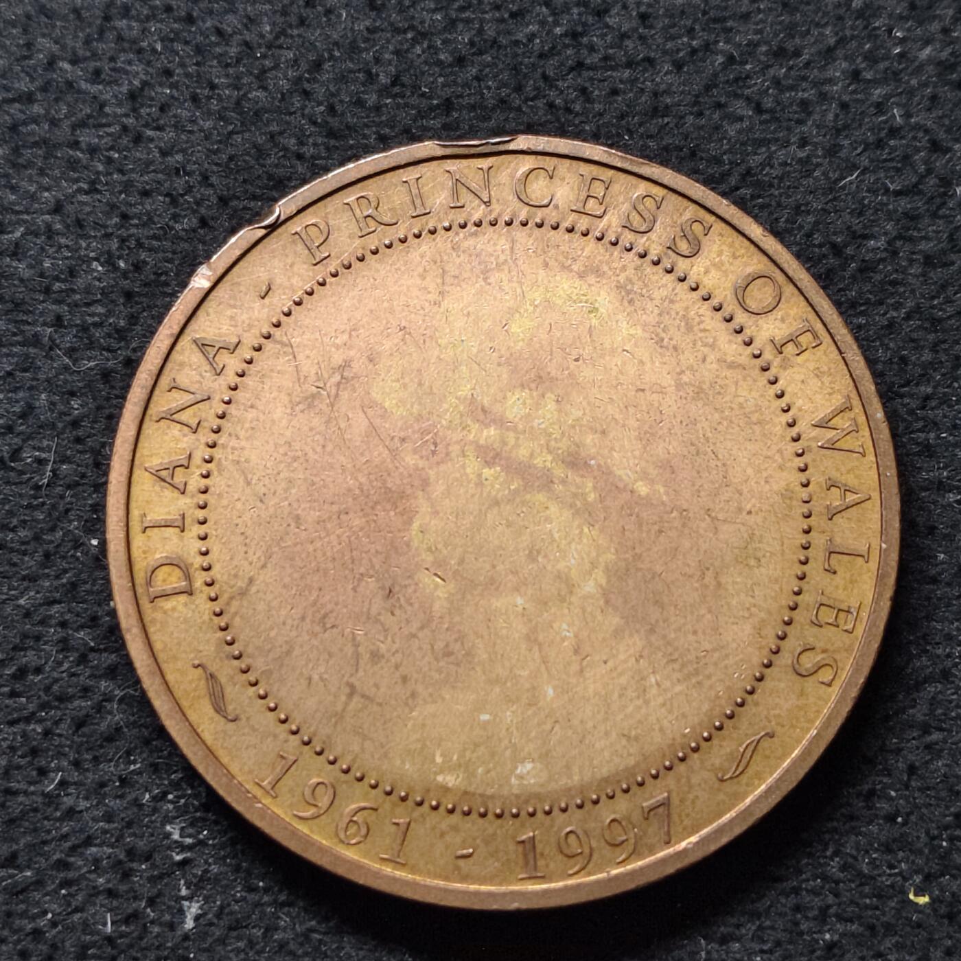 【全场包邮】纯粹捡漏拍490场（免费代拍第27场） 库克群岛2007年1元戴安娜王妃逝世10周年克朗型纪念币（币坯）