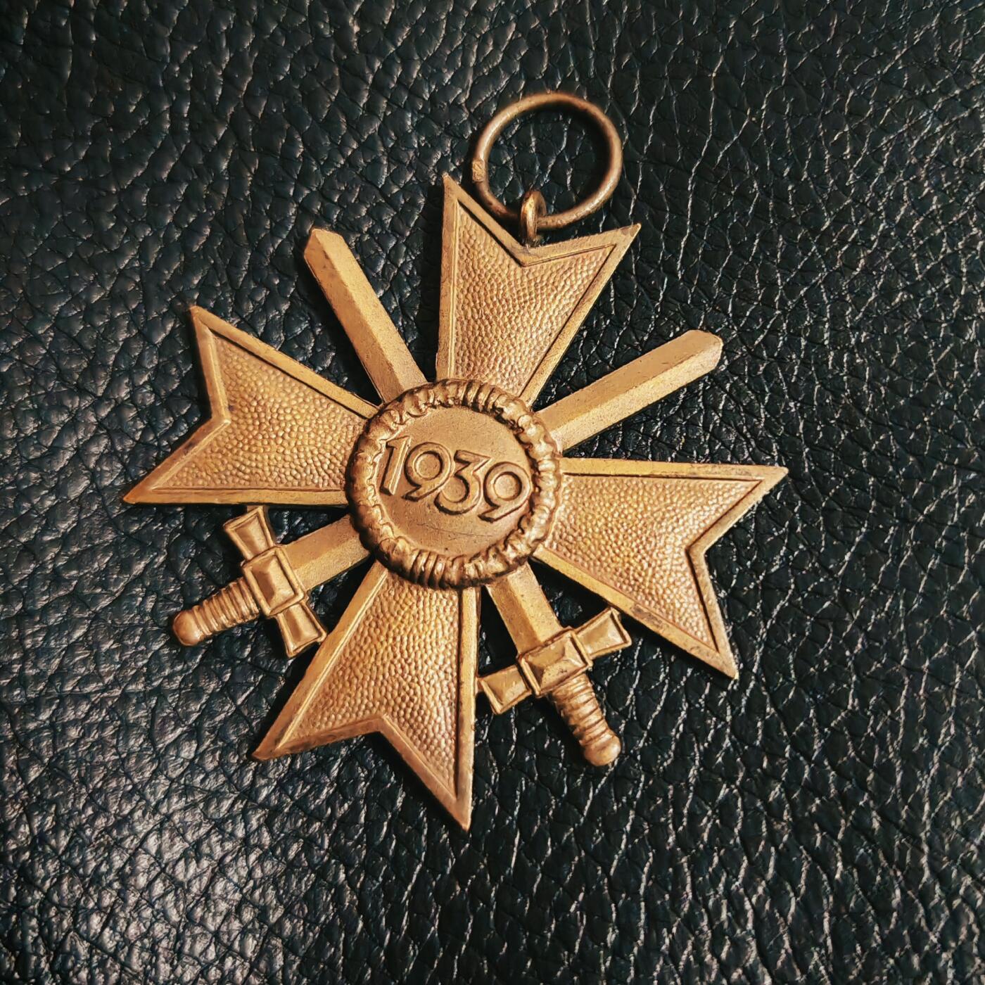 时顺第二十八拍 铭记历史，珍爱和平  德国特殊时期二级kvk2奖章，铜质，72厂标