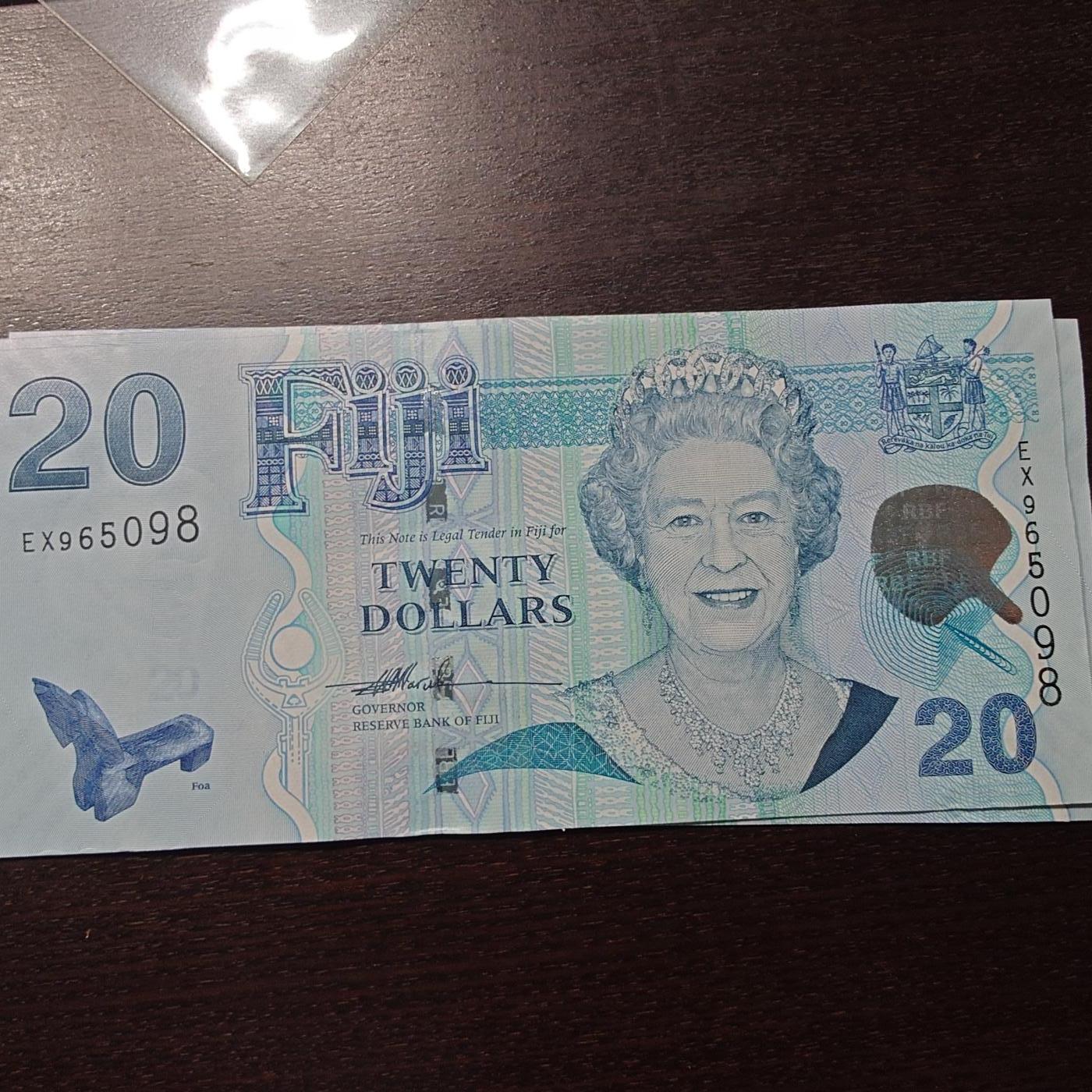 世界钱币～微拍第221期暨2025年第61期  最新货品（群里先挑剩）选购