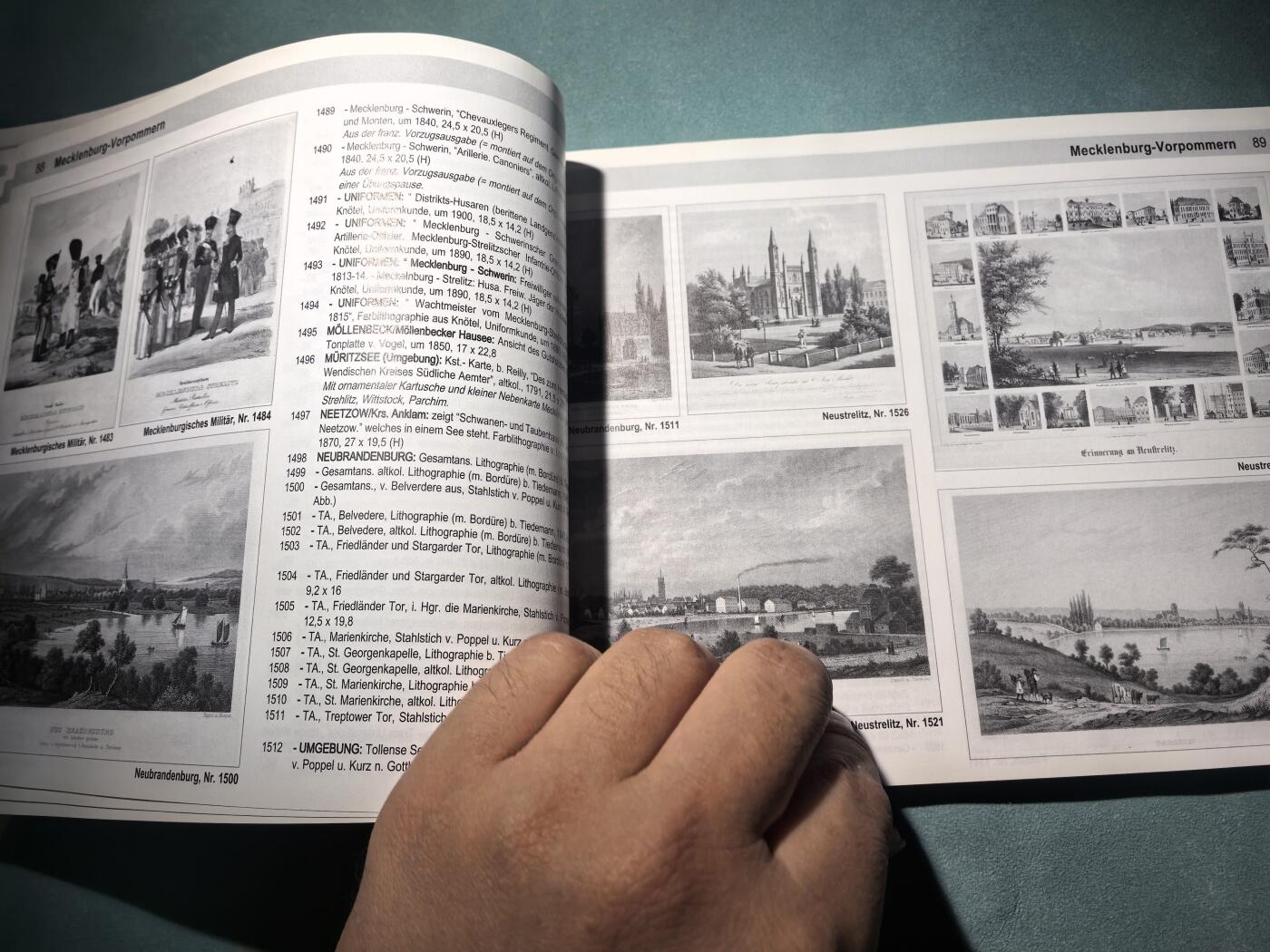 盛世勋华——号角文化勋章邮票专场拍卖第296期 德国中部地图与城市景观图图录 2007年 272页