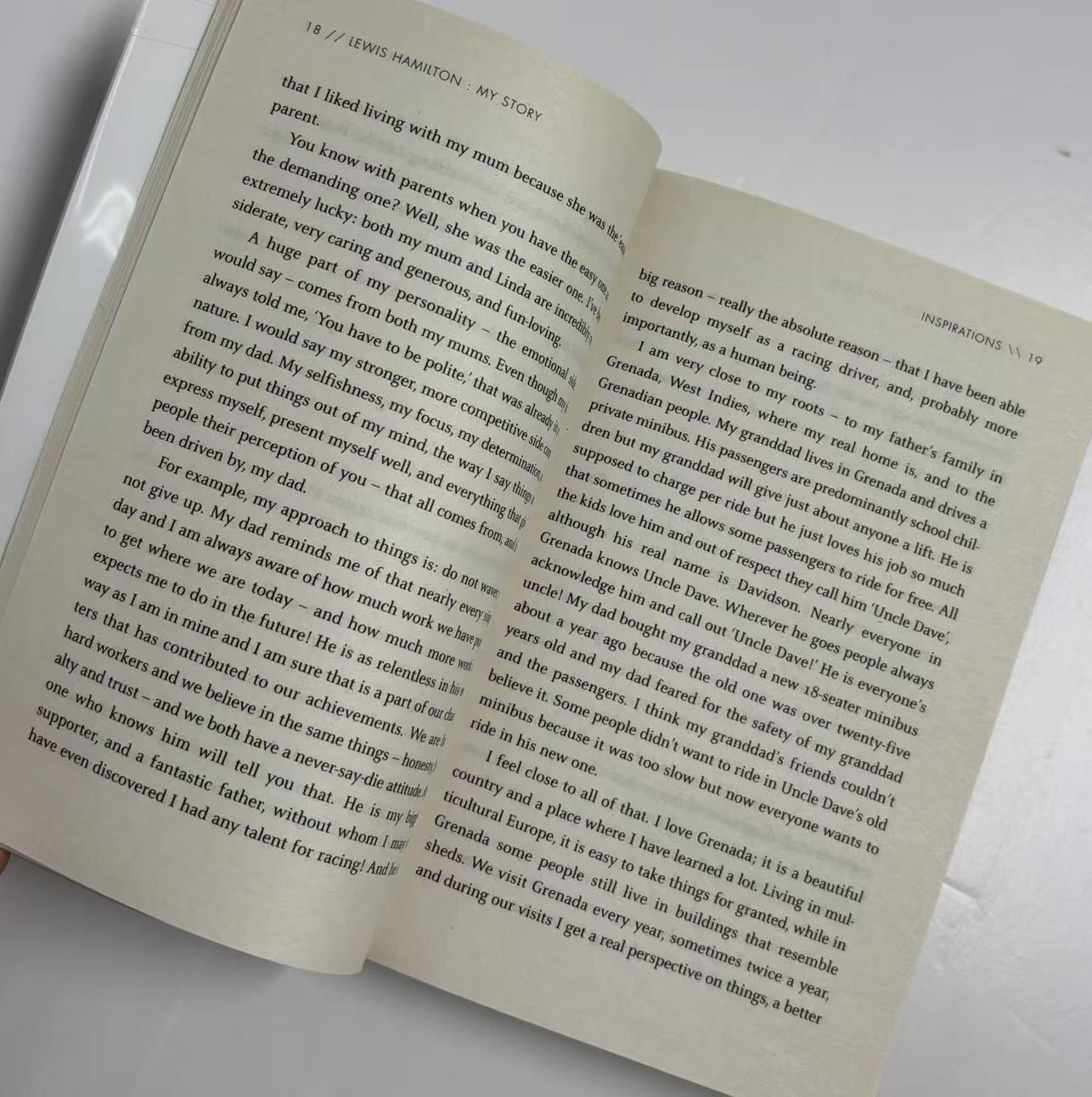 零元拍：F1七冠王刘易斯-汉密尔顿亲笔签名英文原版《刘易斯汉密尔顿：我的故事》