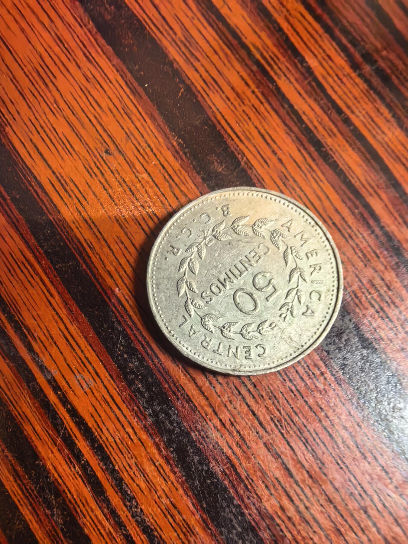 泡泡币外币四十一场可代拍15038385335微信 哥斯达黎加。