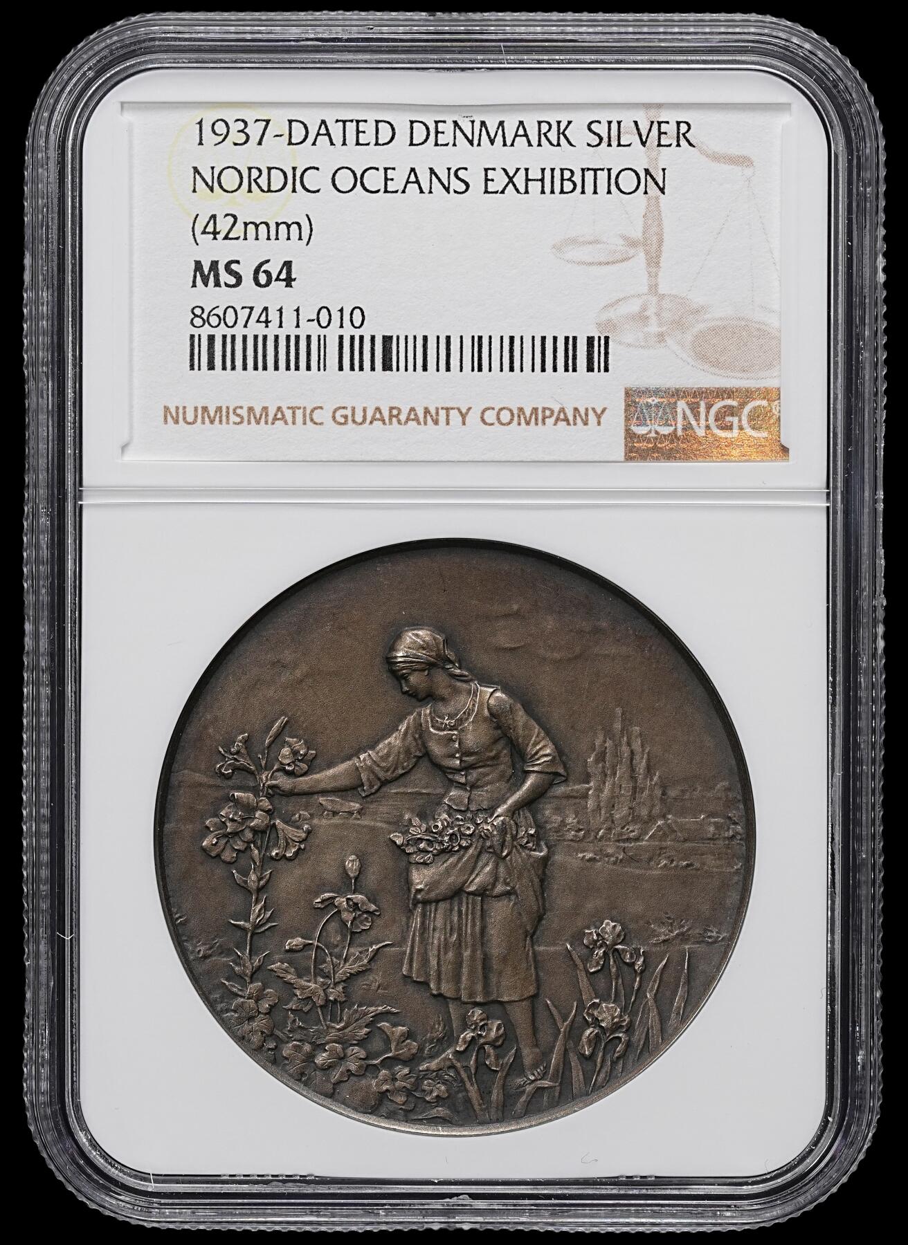 修遠堂世界钱币第九十九期 NGC MS64 1937年丹麦-北欧海洋展览会纪念大银章 42.00mm，42.47g，MATTE工艺