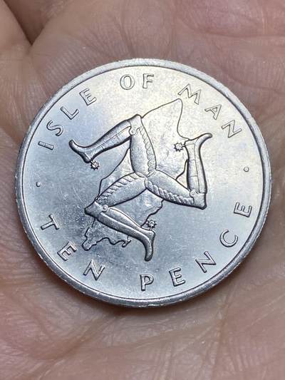 2025年第一百四十三场(总第一百六十九场）外国好品散币场(免佣金) - 英属马恩岛🇮🇲1976年10便士(伊丽莎白二世中年花冠第二套第一版，带有普乔伊厂PM标记版)