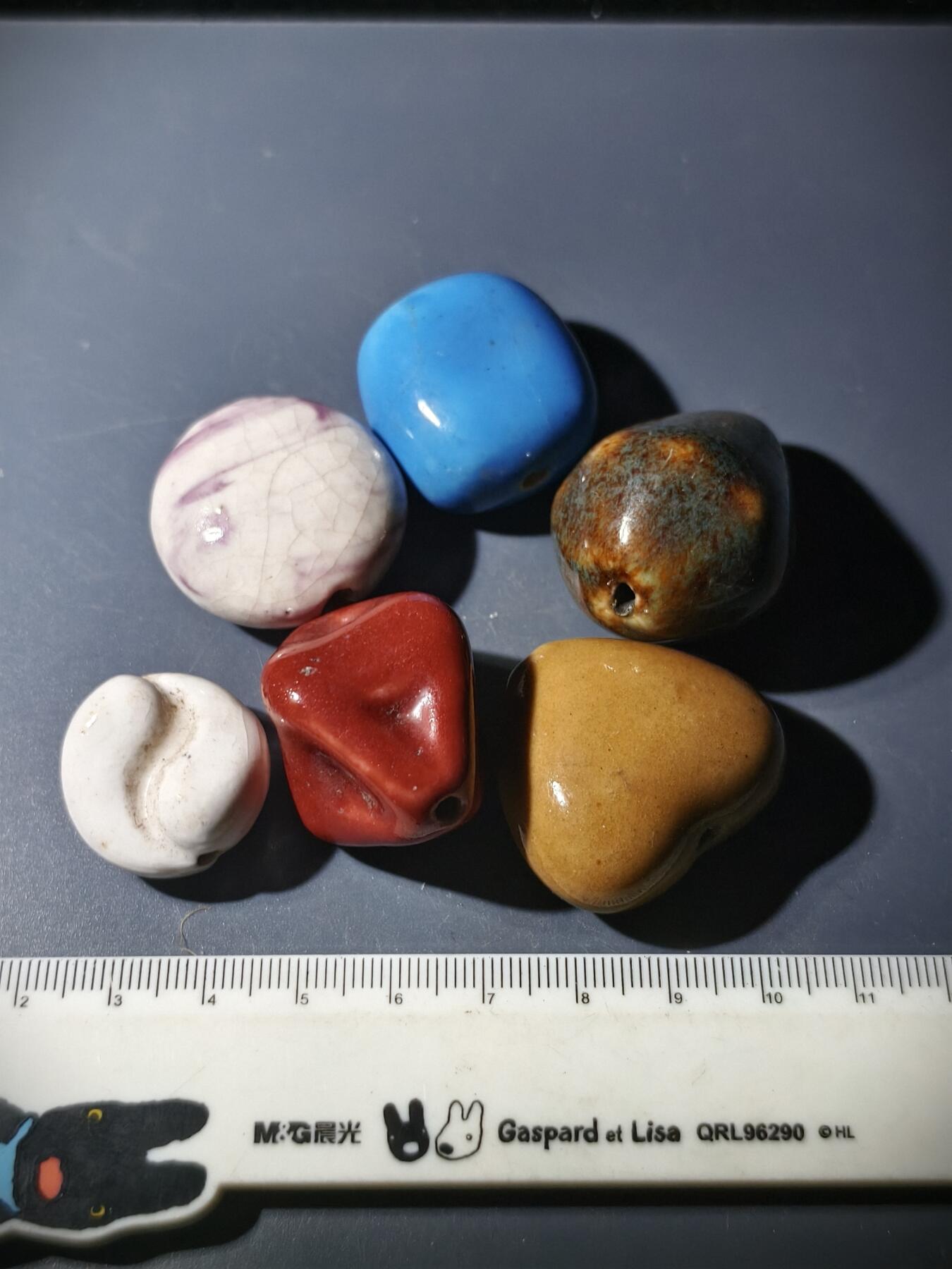 99期回流戒指饰品杂件纪念章丝路钱币专场 中亚回流瓷珠