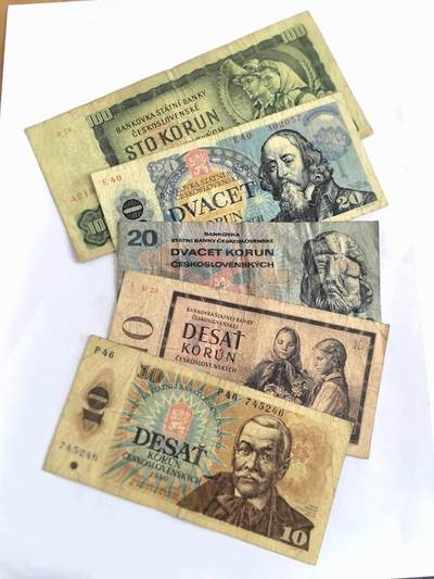 各国外币第105期 无佣金 - 捷克斯洛伐克不同面值5张