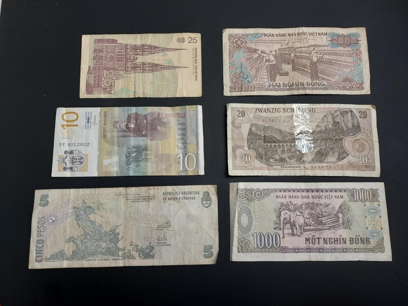 博彦收藏   1月3日 8点钱币专场 全场包邮 越南等外国纸币6张 流通品