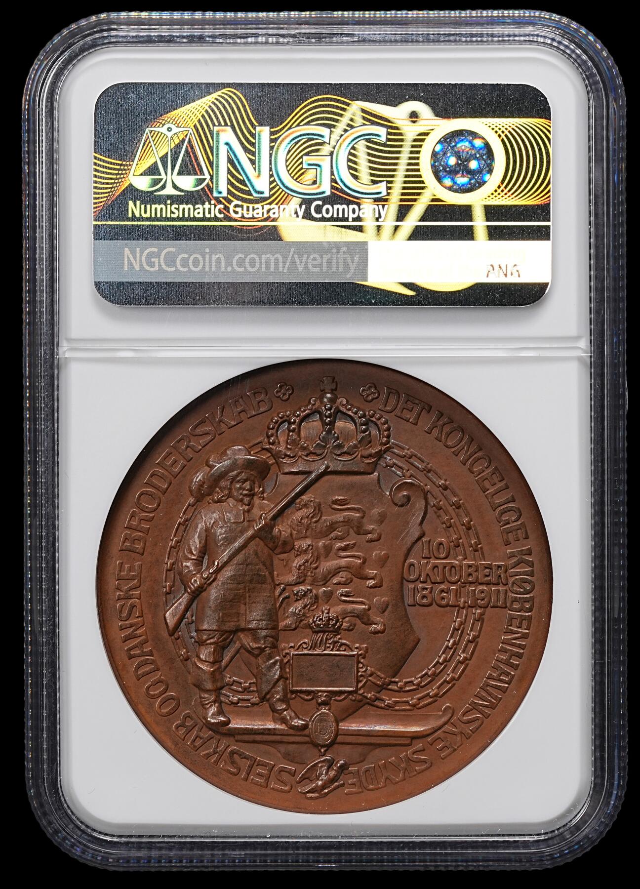 修遠堂世界钱币第九十九期 NGC MS64BN 1911年丹麦国王弗雷德里克八世在军队服役50周年纪念高浮雕大铜章