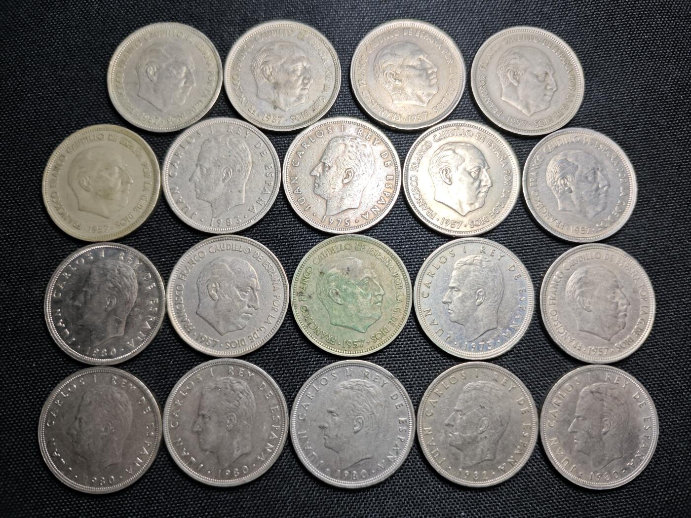 KK钱币收藏小铺 《套币 好品/批量散币专场》  2月预留时间 周末发货  西班牙50比塞塔 大币 一组19枚 含纪念币