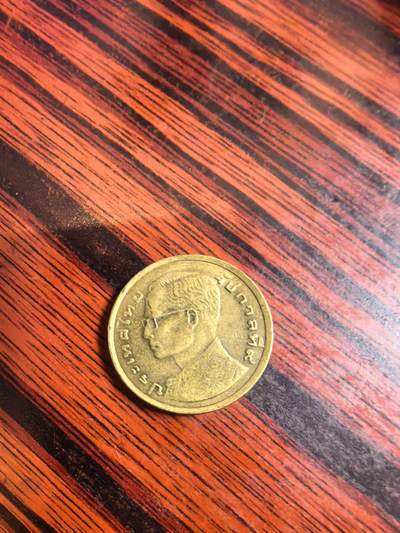 泡泡币外币四十一场可代拍15038385335微信 - 泰国硬币。