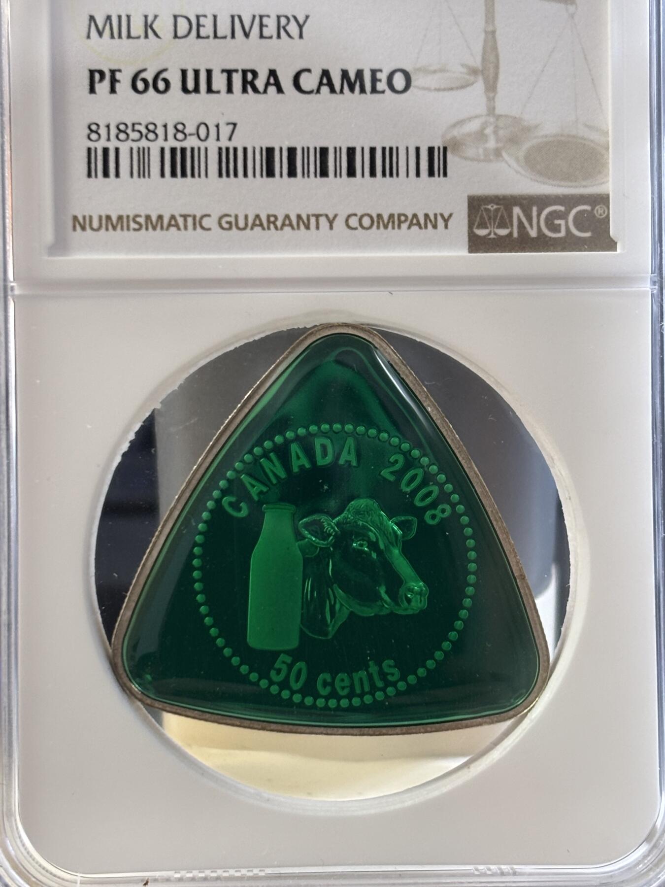 第186期拍卖 加拿大2008年牛奶支付代用币精制三角形纪念银币，20克