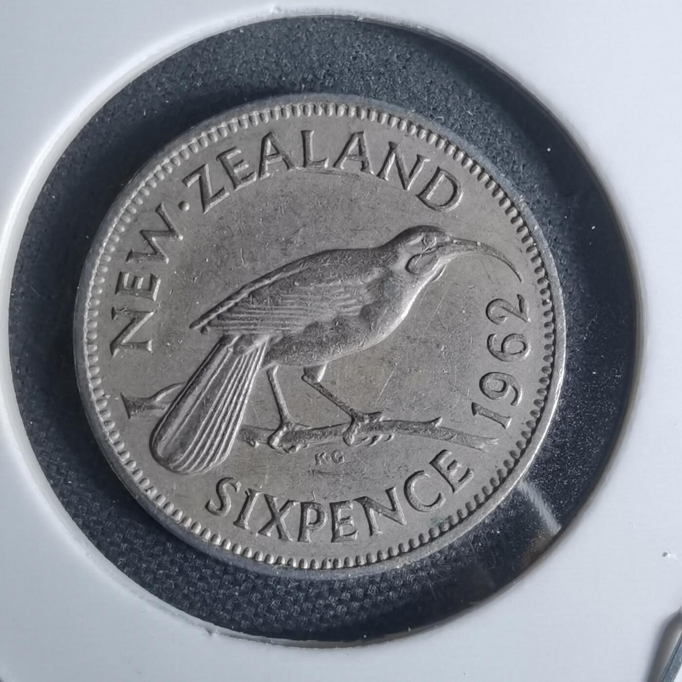 沼泽如烟--第947场 新西兰1962年6便士