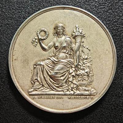 【德藏】世界币章拍卖第159期(元旦专场拍卖) - 1932年 德国柏林园艺协会奖章纪念银章 直径约：35.3mm；重约：19.1g 立体感极强