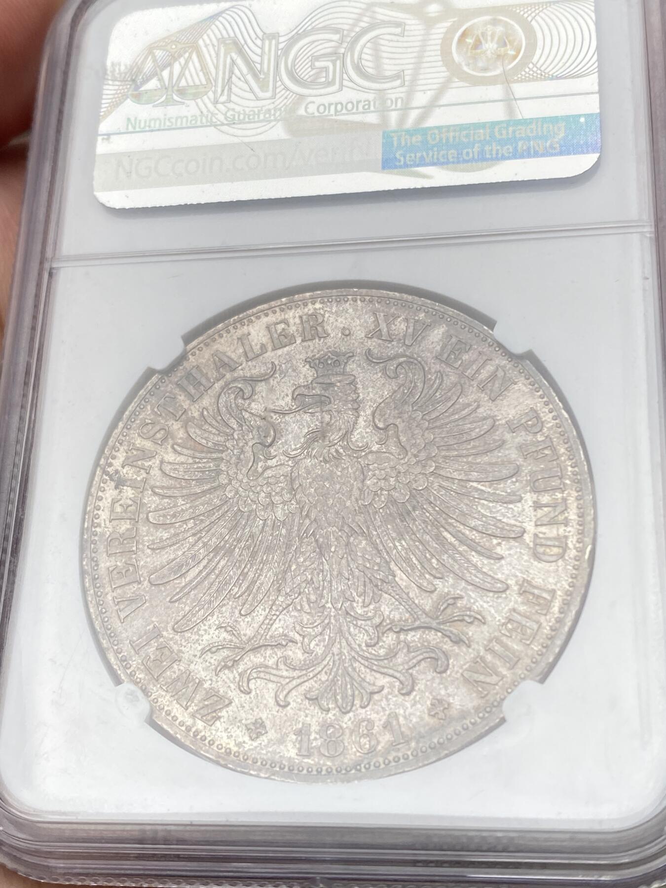 万国钱币拍卖第058期（万国新年大拍） NGC MS63 1861德国法兰克福自由市少女流通2泰勒 法兰城经典品种 原味纸袋包浆状态极其舒适