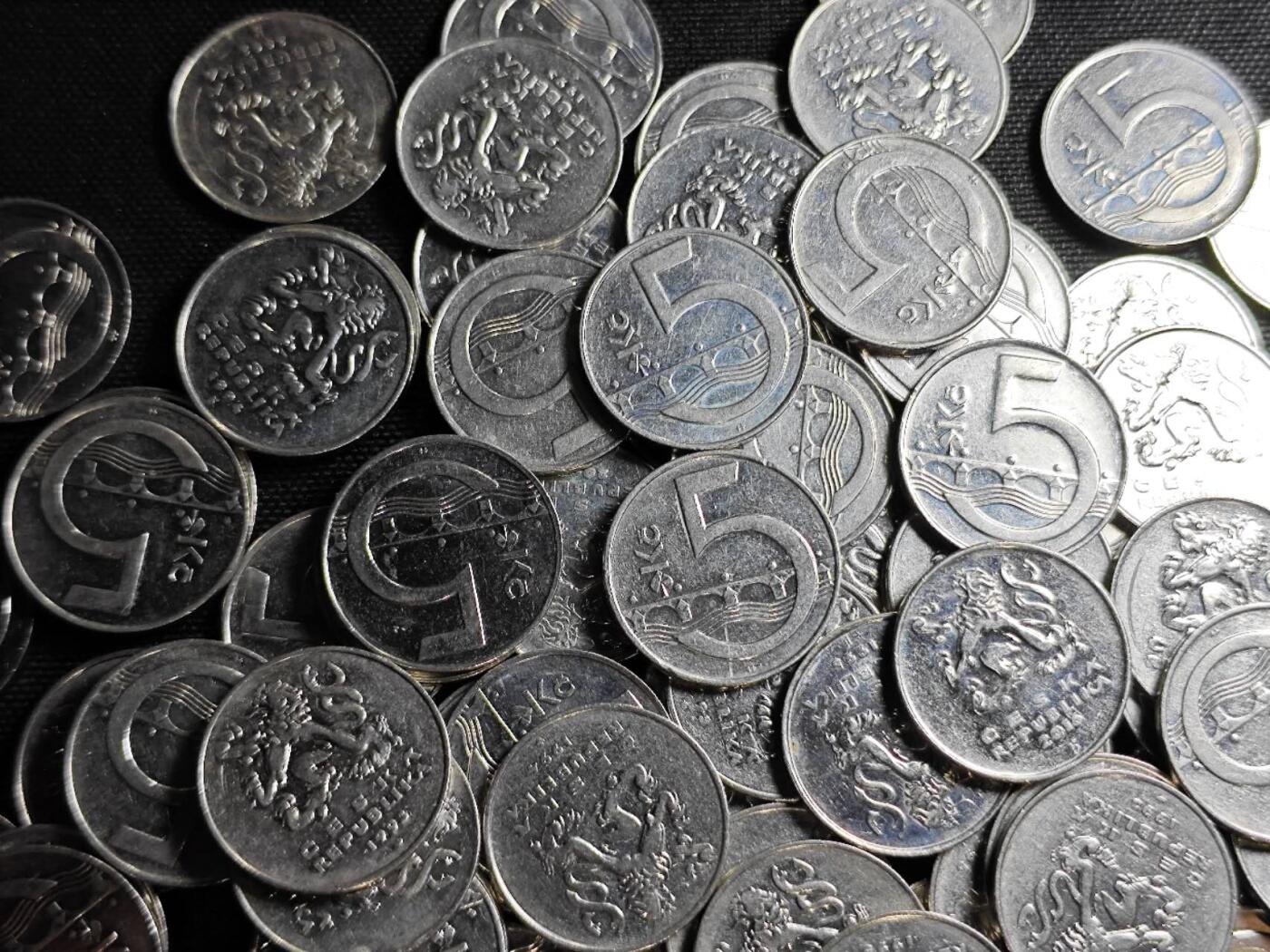 KK钱币收藏小铺 《套币 好品/批量散币专场》  2月预留时间 周末发货  捷克5克朗142枚一组