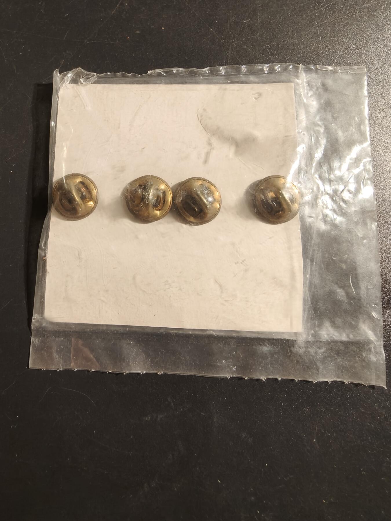 老王徽章第172期 美国海军陆战队低可视度中士V字金属军衔一组