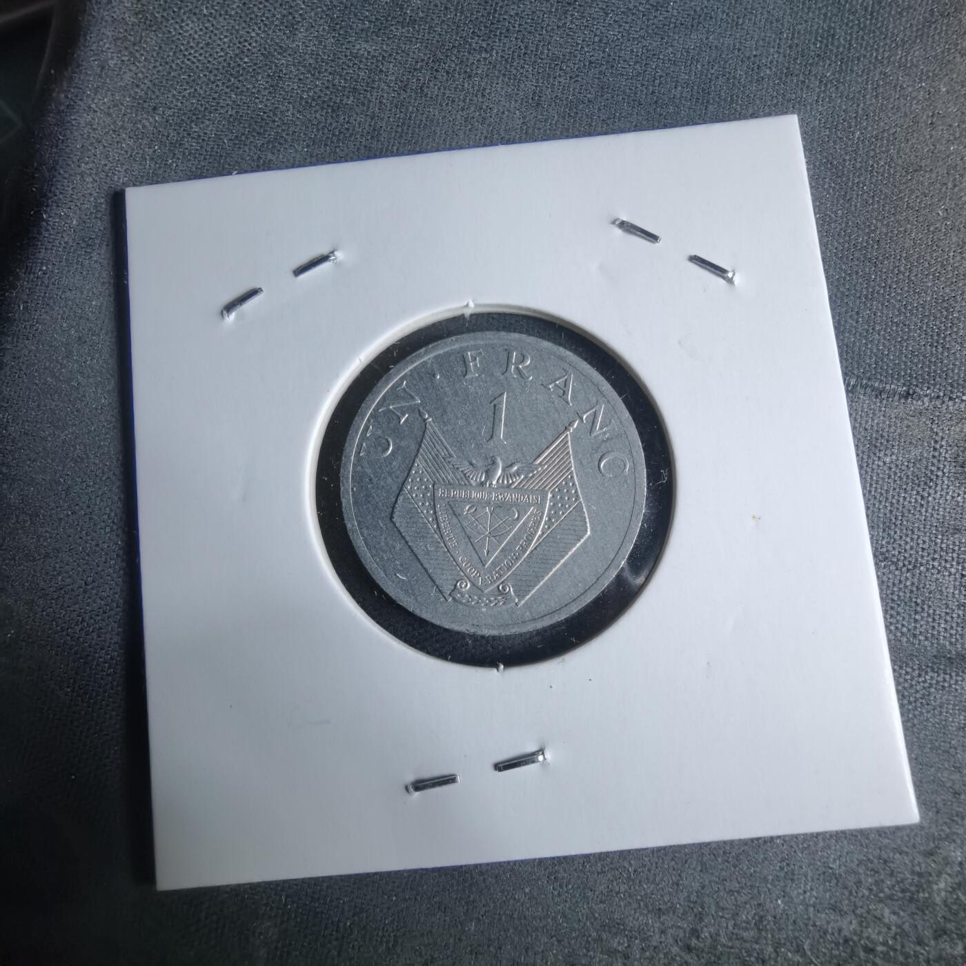 沼泽如烟--第947场 卢旺达1985年1法郎