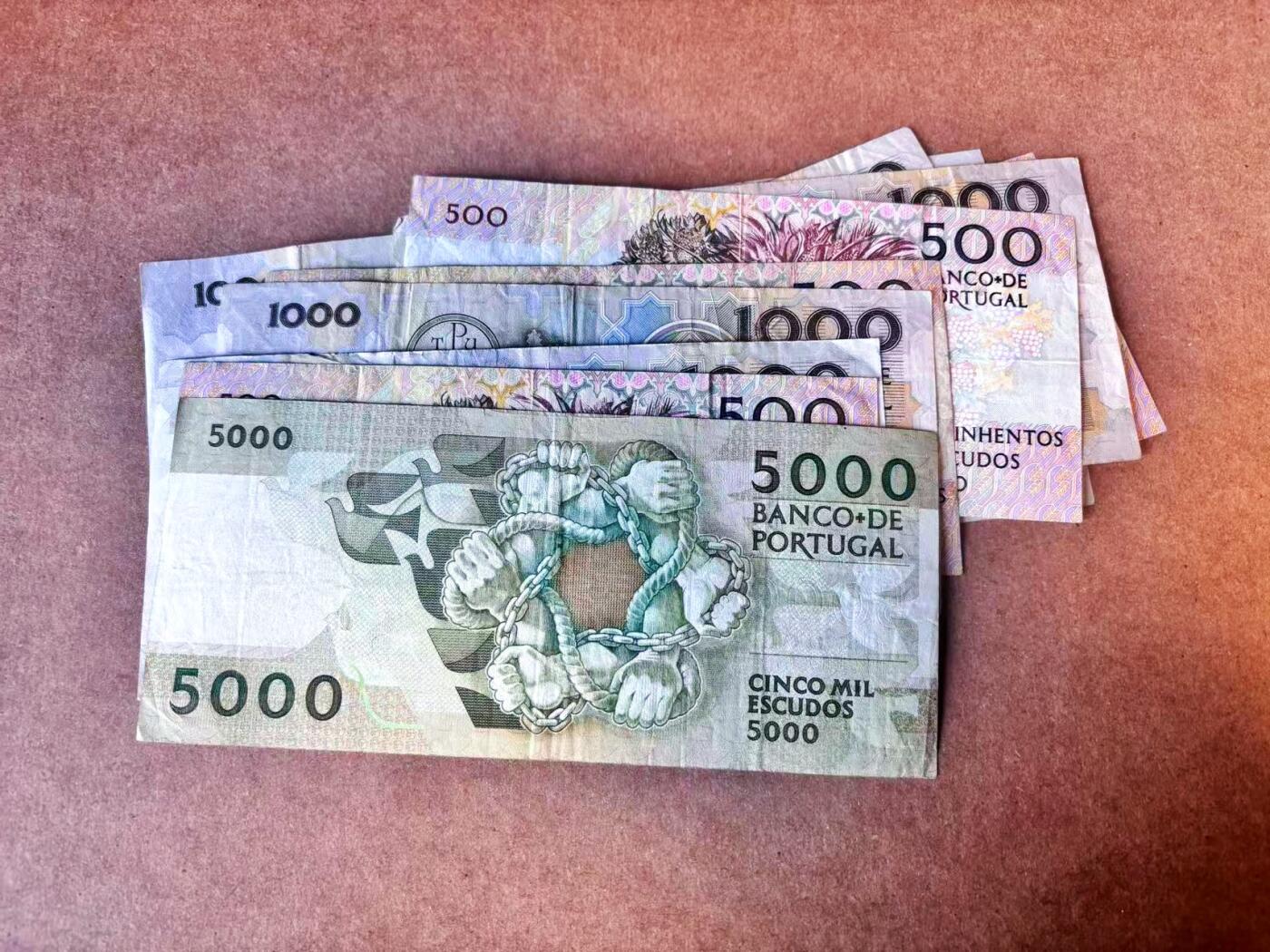 【Blue Auction】世界纸币精拍第769期——18级TOP拍卖/信誉/品质/专业/高效💫 【一组12张】葡萄牙不同版本500-5000埃斯库多 品相如图