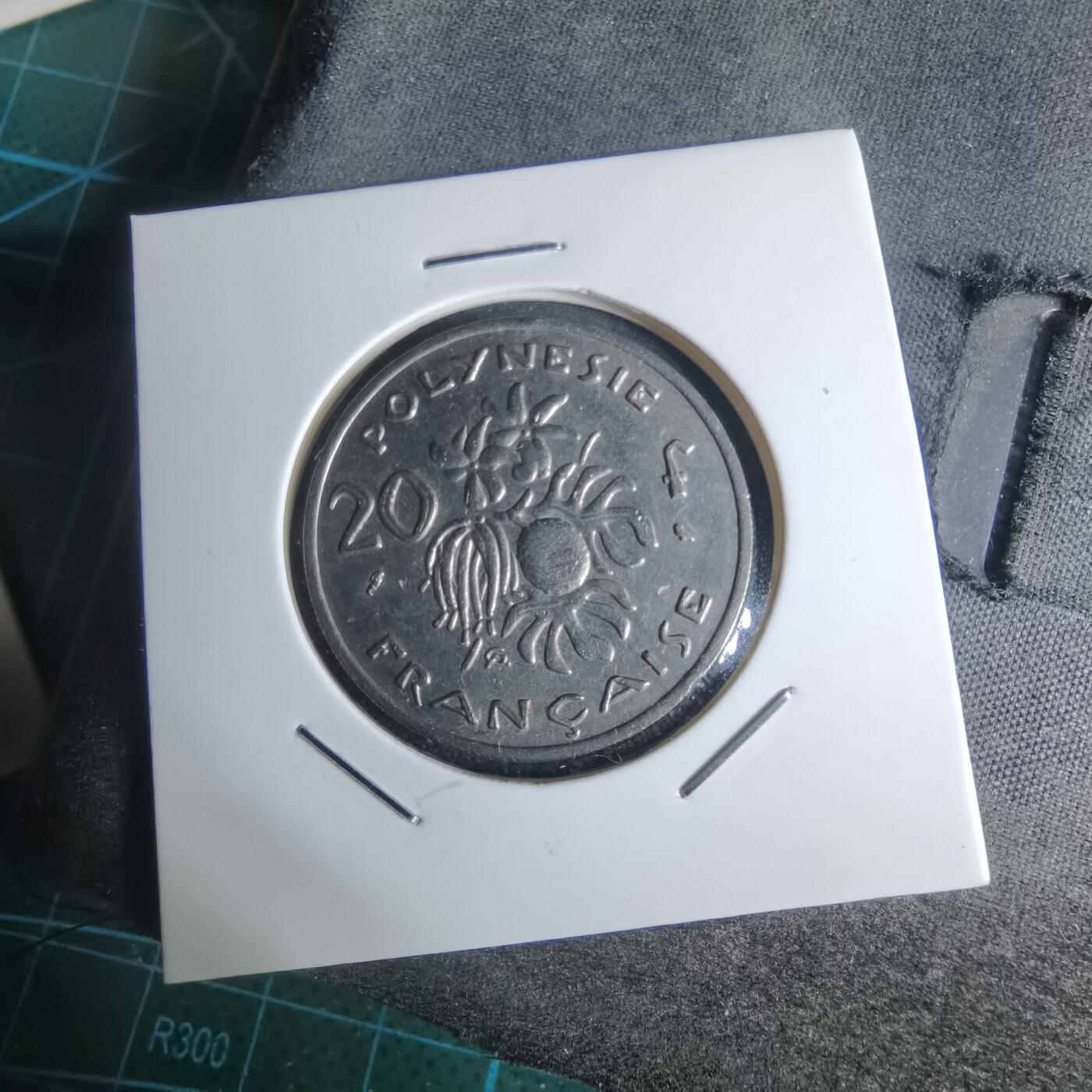 沼泽如烟--第947场 法属波利尼西亚1967年20法郎