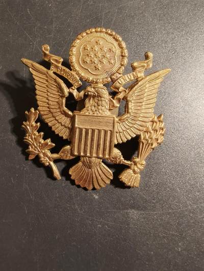 老王徽章第172期 - 美国陆军大檐帽帽徽    梅耶厂