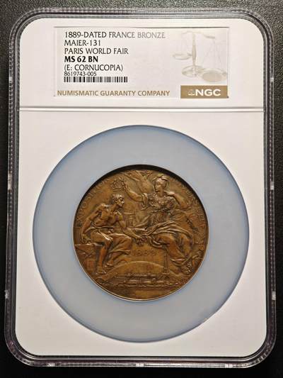 【德藏】世界币章拍卖第159期(元旦专场拍卖) - 1889年 法国巴黎世博会女神约62mm纪念大铜章 NGC MS62BN 人物刻画传神 原味淡包浆 设计细节极其丰富