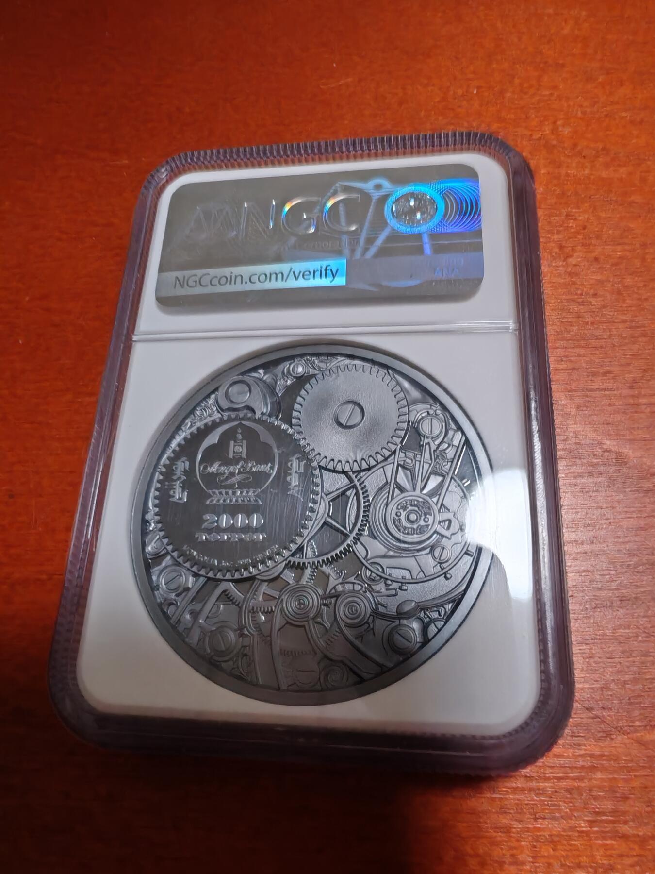 长老汇蛇年精选第八十八场拍卖 2020 蒙古机械蜜蜂进化2000图格里克3盎司彩色精制银币，NGC PF70UC，999枚，ebay裸币3600元