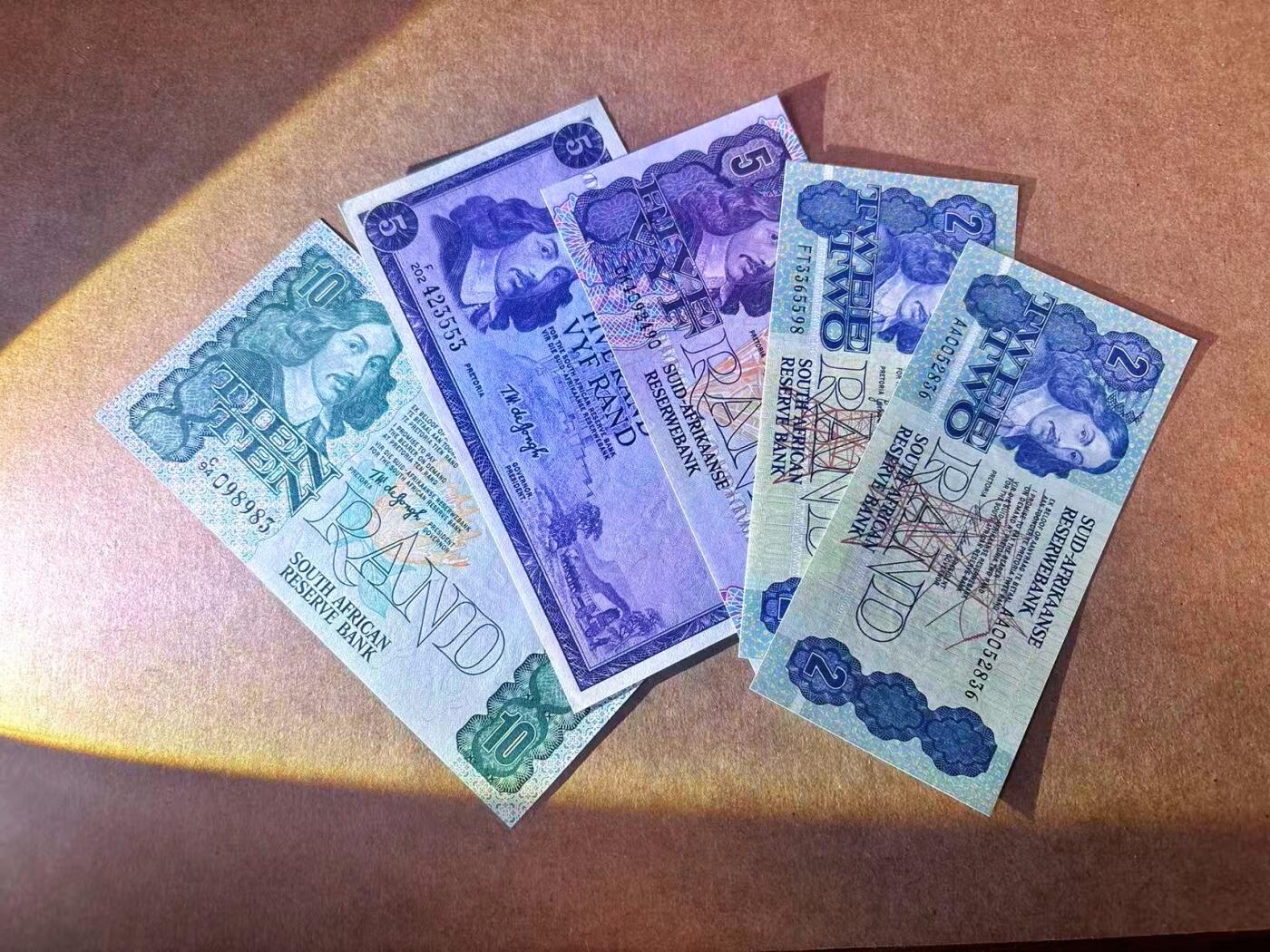 【Blue Auction】世界纸币精拍第769期——18级TOP拍卖/信誉/品质/专业/高效💫 【一组5张】南非 老版 2-10兰特 全新UNC 