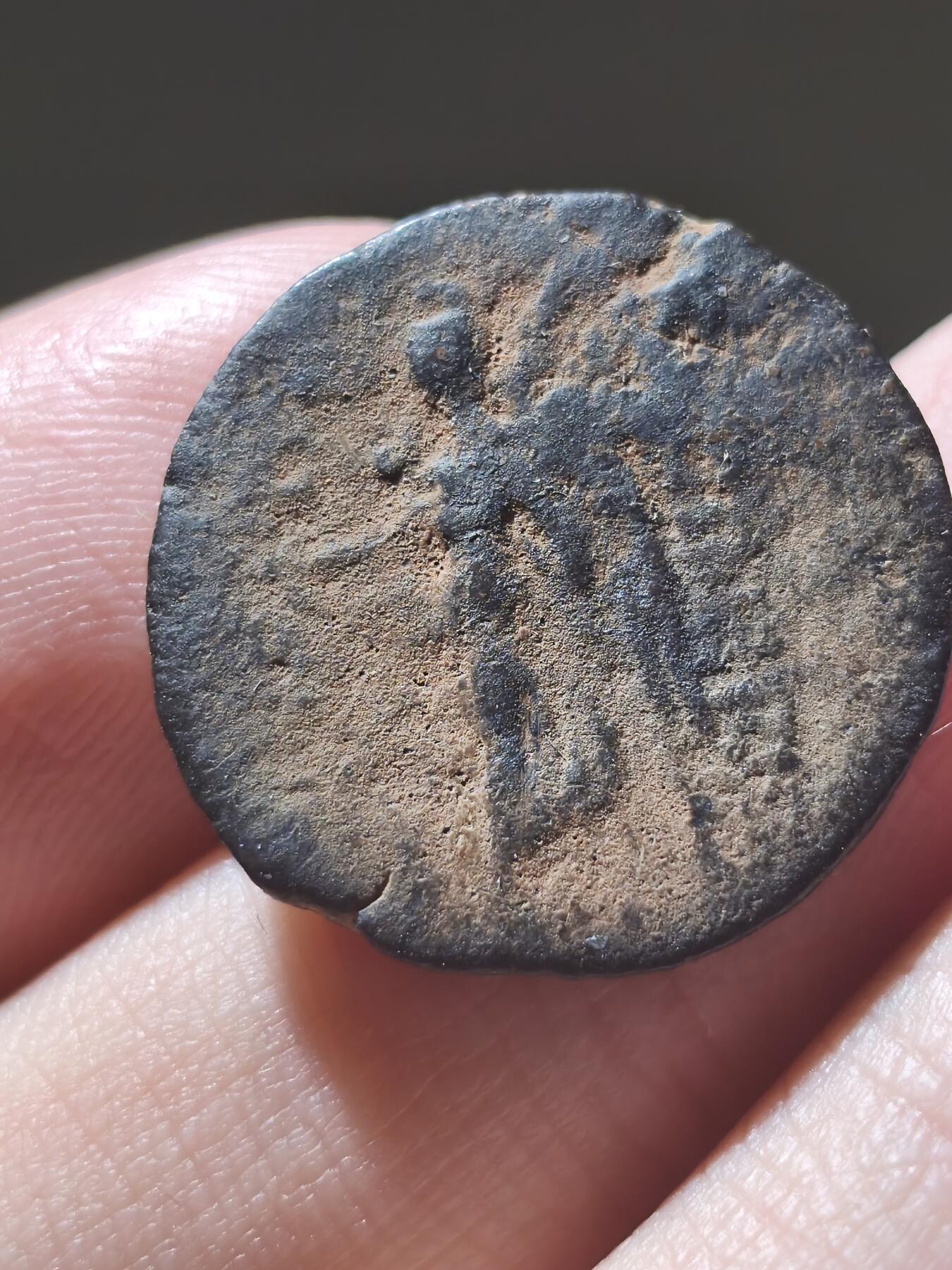 星盘世界钱币2026一月十日新年古典精品大拍 精彩纷呈 少见精品！塞琉古狮皮 亚历山大二世咋比纳斯铜币6.77克 128BC-123BC非常少见类型的铜币 背面胜利女神