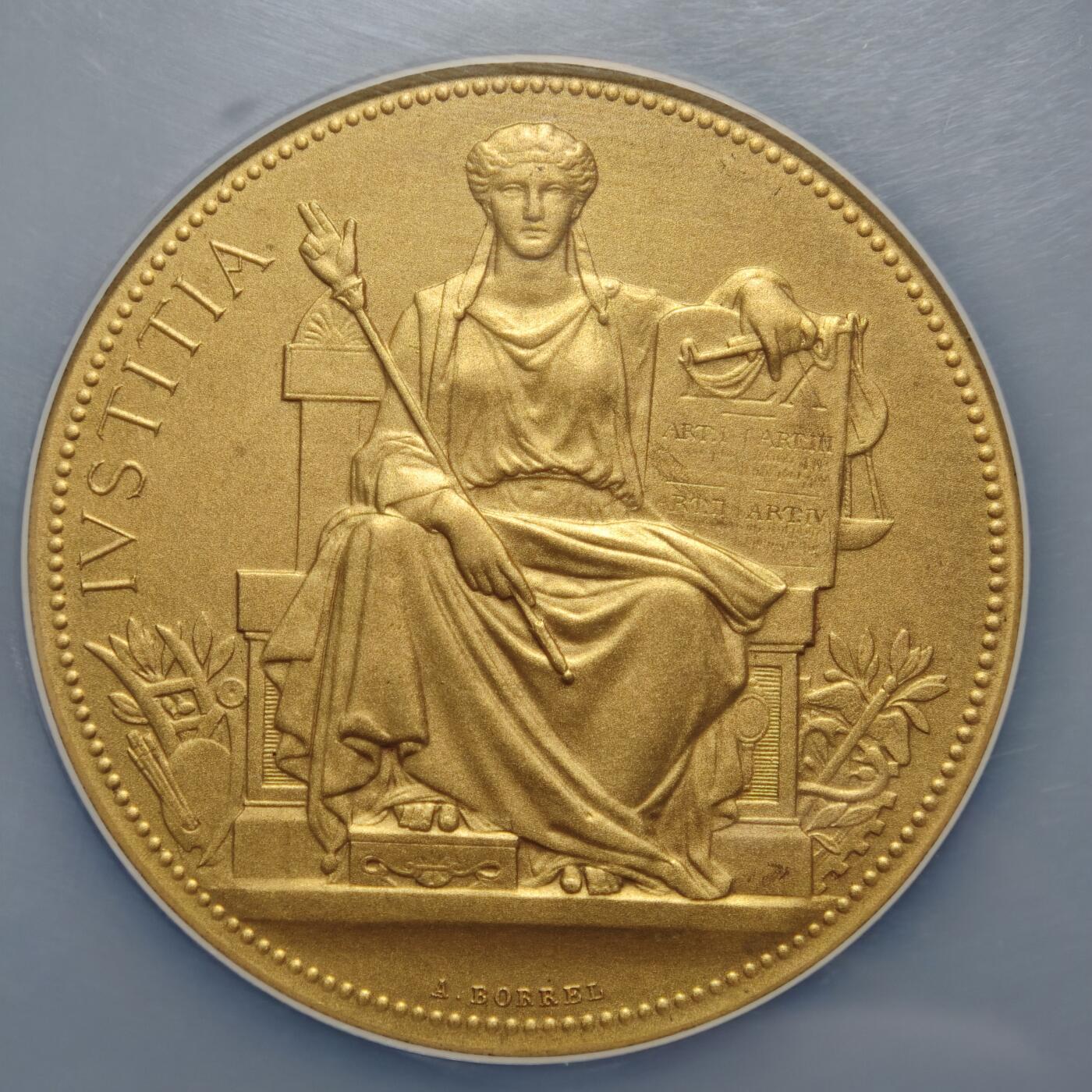 【德藏】世界币章拍卖第159期(元旦专场拍卖) 1908年 法国马赛商业法院授予伊万·朗帕尔司法镀金奖章50mm纪念银章 NGC MS66 金水十足 品相极佳