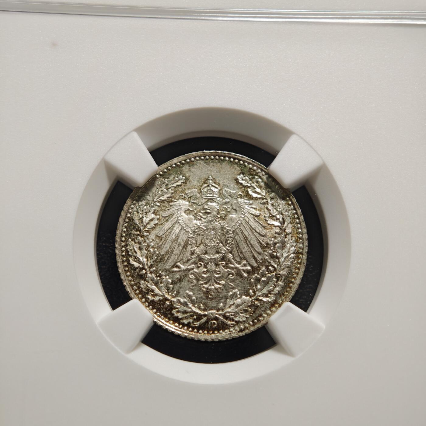【德藏】世界币章拍卖第159期(元旦专场拍卖) 1918年 德国1/2马克银币 NGC MS66 五彩包浆 状态极佳