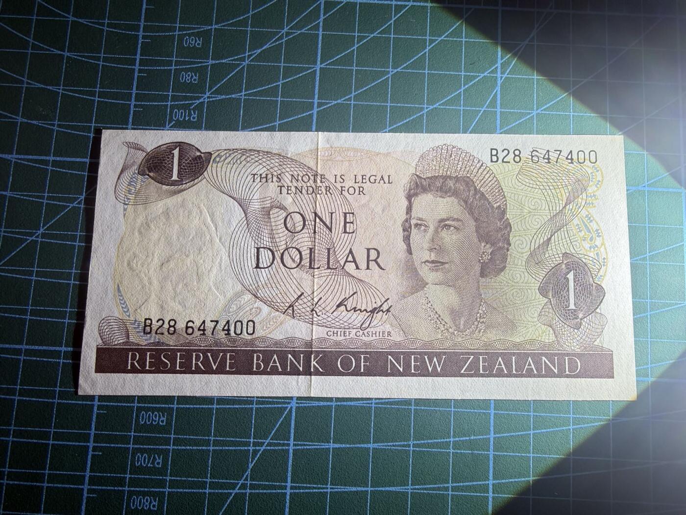 【炜奕收藏】，第五十四期，本场佣金已改，请大家注意