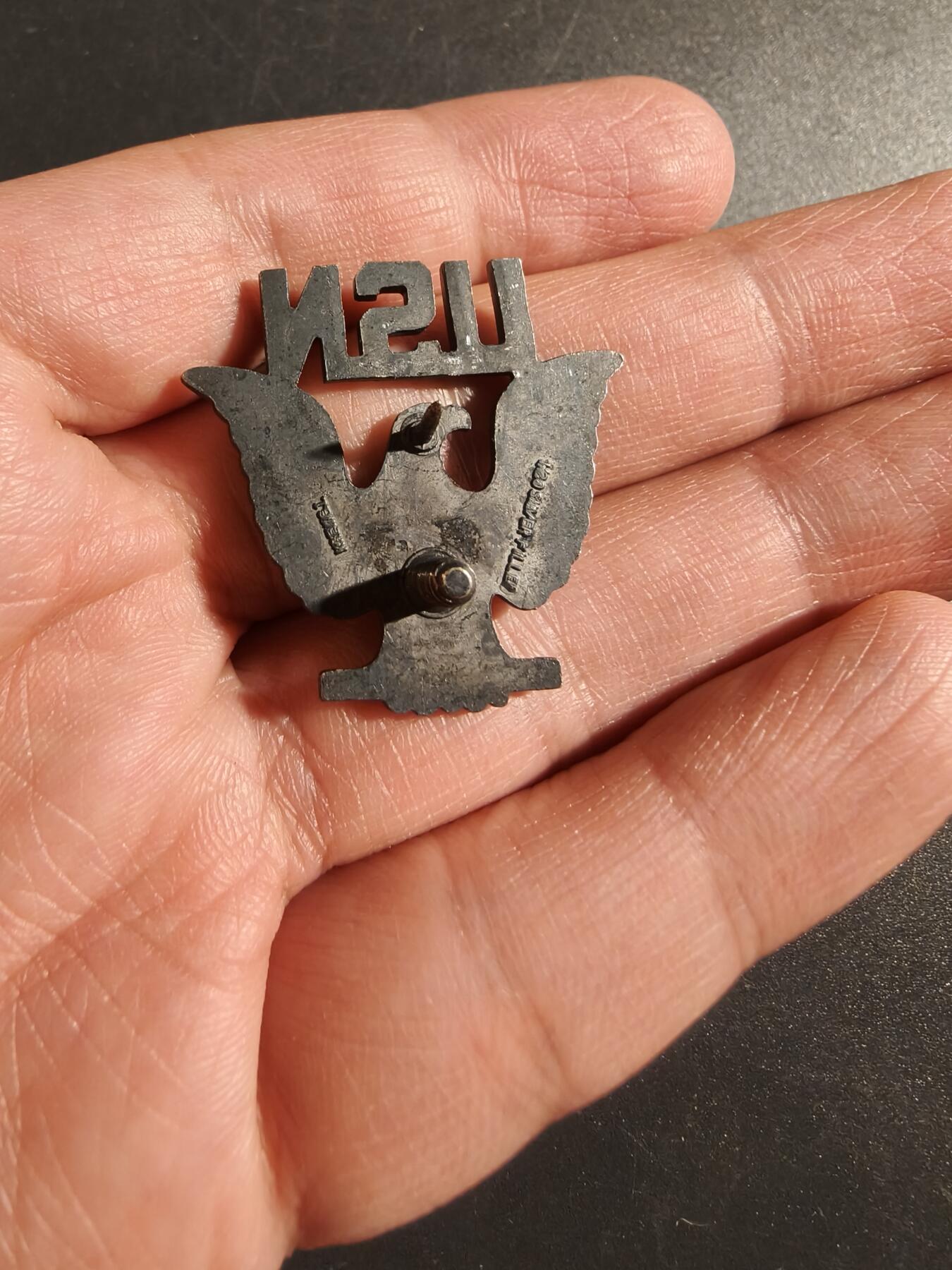 老王徽章第172期 美国海军士官帽徽     包银材质