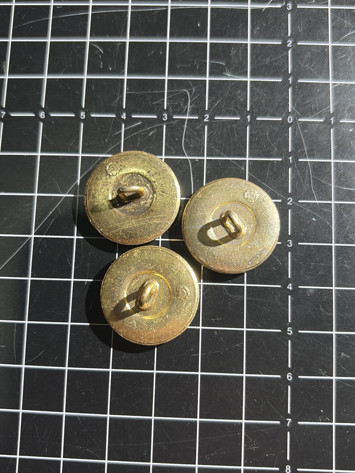 古冰库章牌勋赏收藏0起拍卖 扣子三个