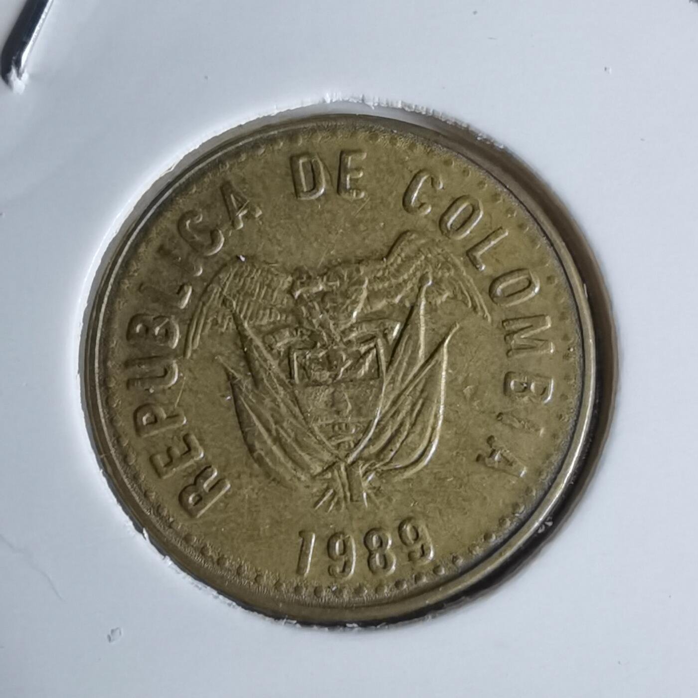 沼泽如烟--第947场 哥伦比亚1989年5比索