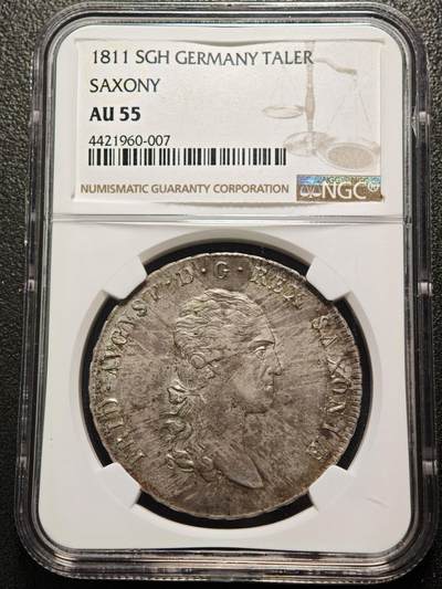 【德藏】世界币章拍卖第159期(元旦专场拍卖) - 1811年 德国萨克森奥古斯特泰勒银币 NGC AU55 正面是萨克森国王弗里德里希·奥古斯特一世戎装右侧面肖像，背面是萨克森盾徽。原味五彩包浆，减重痕明显，珍惜品种，值得收藏！