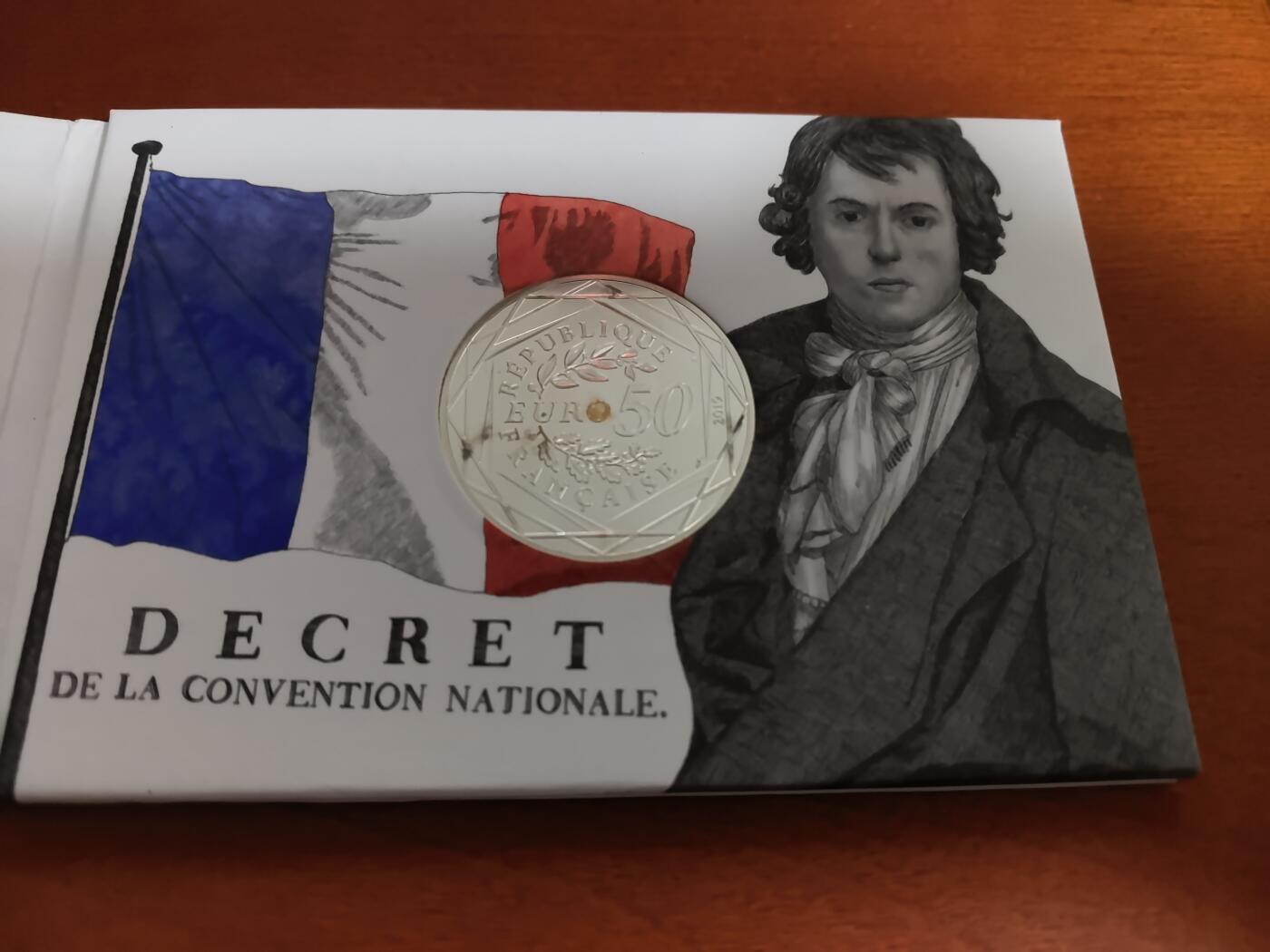 长老汇蛇年精选第八十八场拍卖 2019法国法国国旗50欧元彩色精制银币，卡装，41克900银，1500套