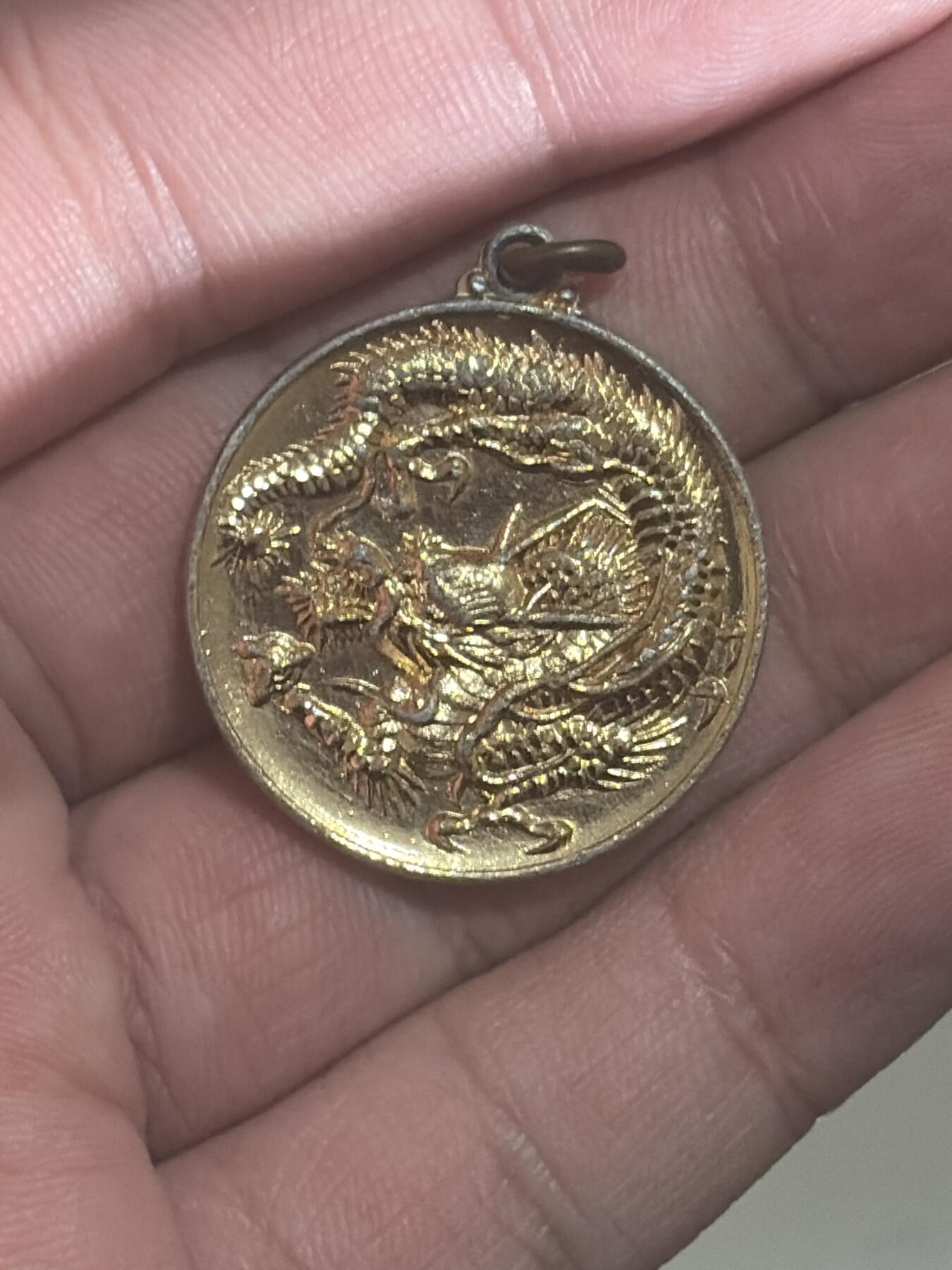 古冰库章牌勋赏收藏0起拍卖 日本安全日纪念章