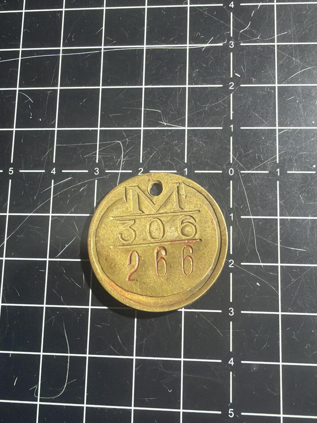 古冰库章牌勋赏收藏0起拍卖 70年代工厂老铜牌一个