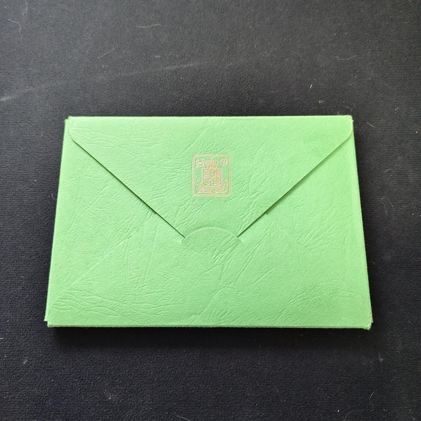 【全场包邮】纯粹捡漏拍491场（免费代拍第28场） 莱索托1980年官方发行皇家厂经典信封装精制套币-含莫舒舒一世纪念碑（12克）精制纪念银币-PS11