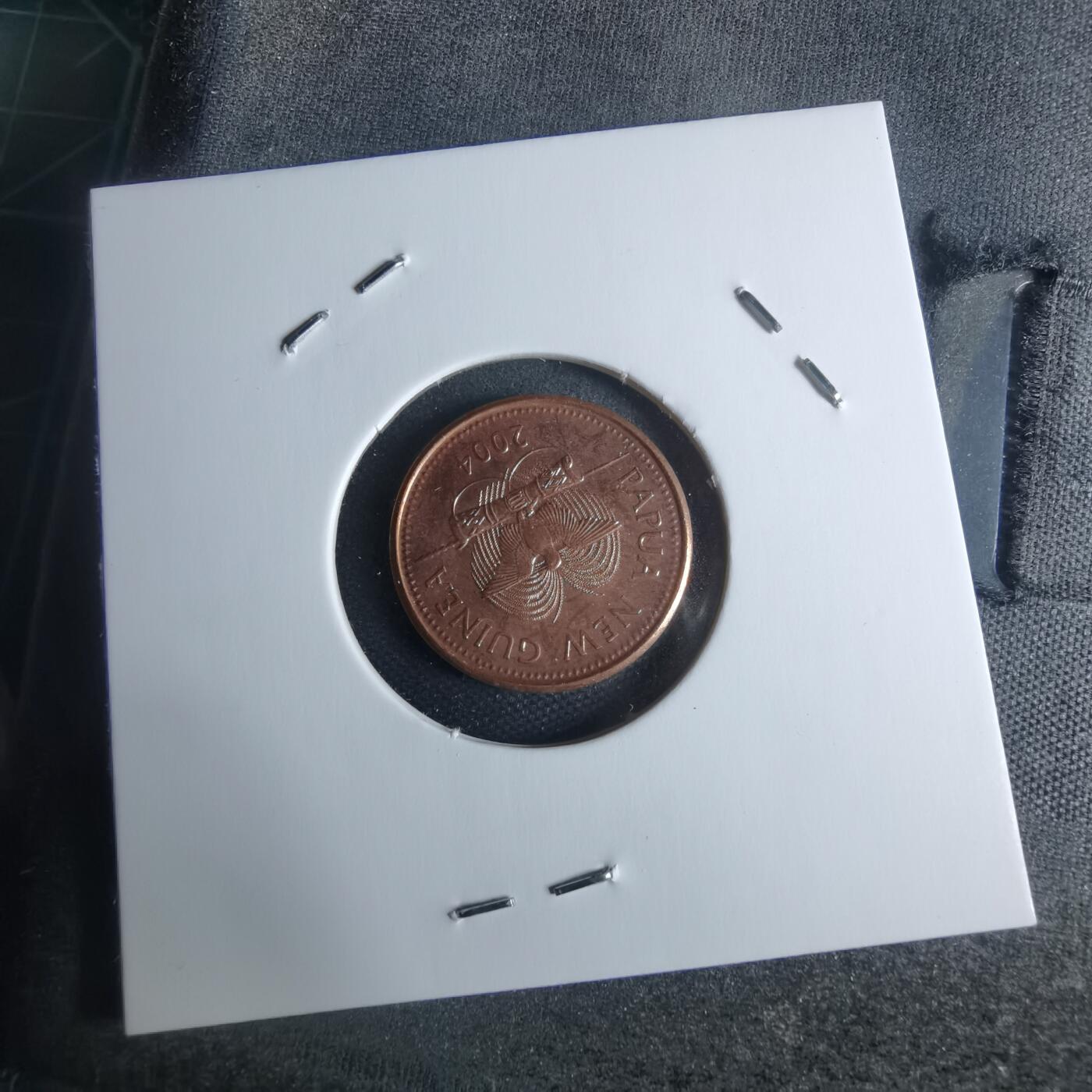 沼泽如烟--第947场 巴布亚新几内亚2004年1托伊