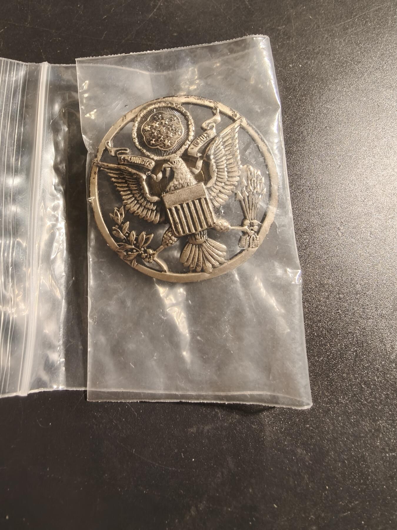 老王徽章第172期 美国空军大檐帽帽徽     