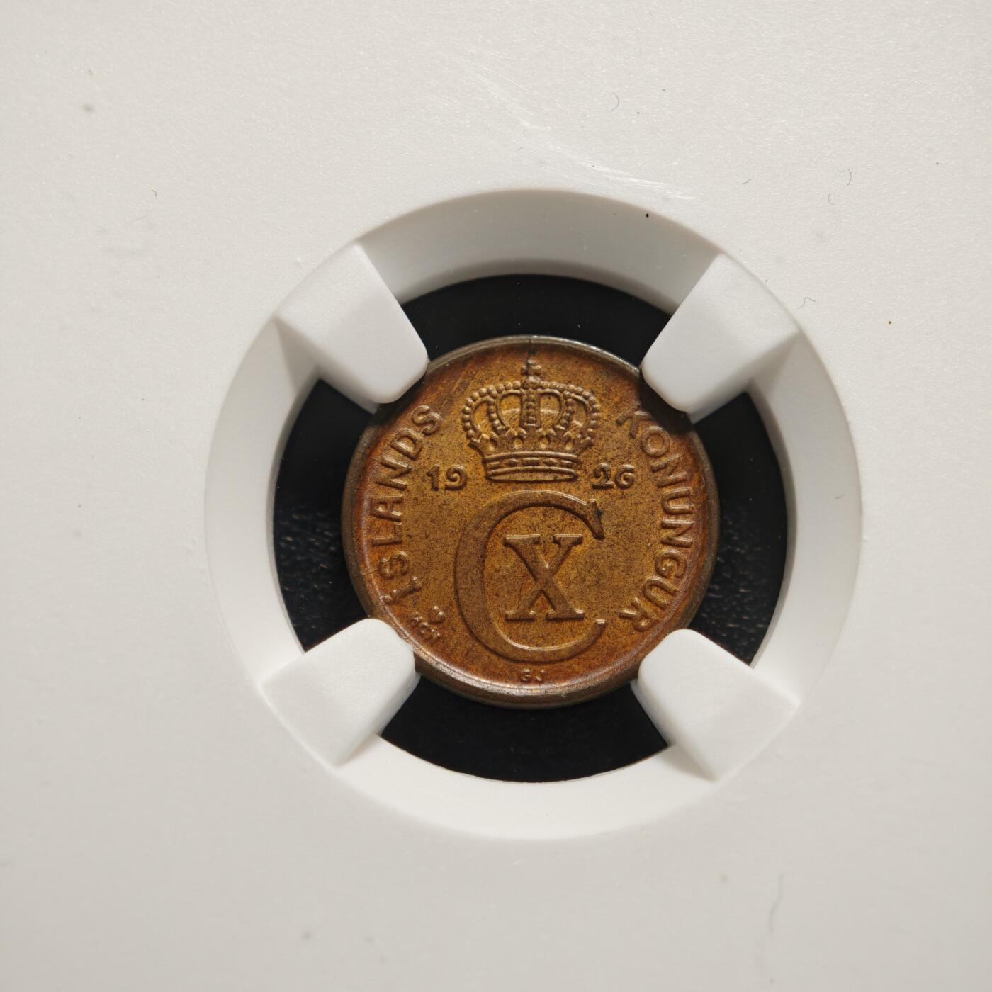 【德藏】世界币章拍卖第159期(元旦专场拍卖) 1926年 冰岛1埃铜币 NGC MS64BN 状态极佳