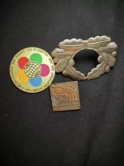 罗岚⭐爱藏⭐甄选专拍第三场-分享拍场赚佣（实体店在建中···） - 民主德国勋赏一组（世界青年大会 第十一次党代会警卫证章）