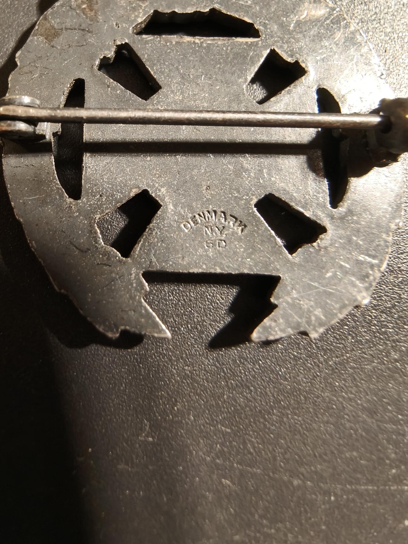 老王徽章第172期 美国陆军神射手技能章     卡宾枪勋条    带厂标    二战时期横针版