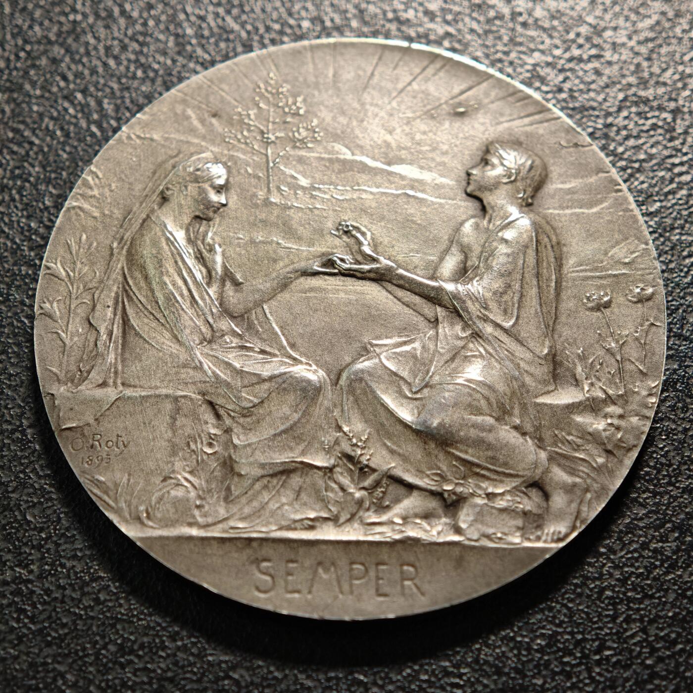 【德藏】世界币章拍卖第159期(元旦专场拍卖) 1909年(刻字) 法国结婚纪念银章 名家罗蒂作品 原盒 直径约：41.4mm；重约：32g 原味包浆