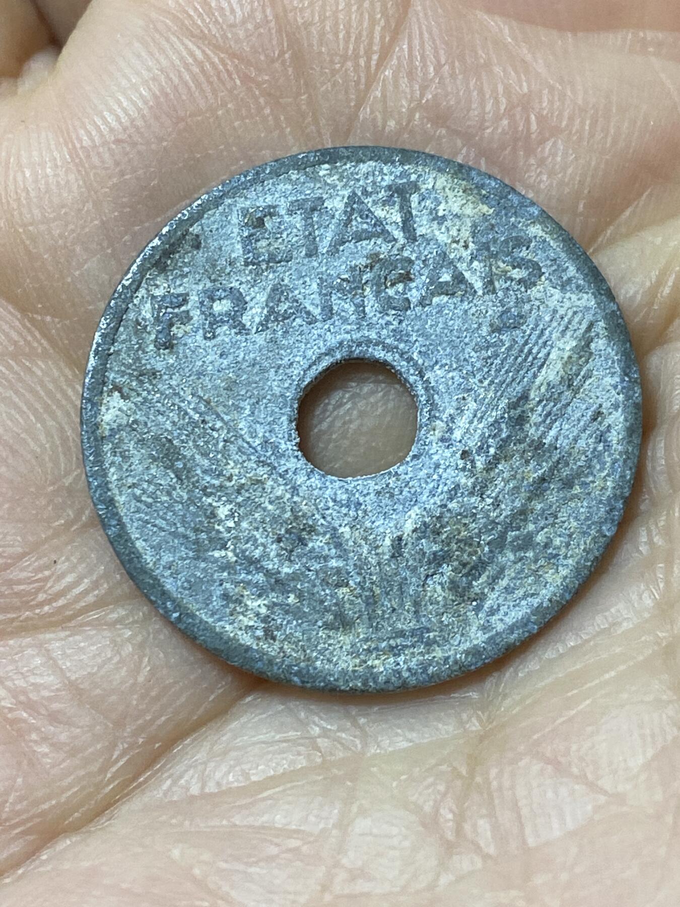 2025年第一百四十三场(总第一百六十九场）外国好品散币场(免佣金) 法国1941年10生丁(维希傀儡政府时期第一版，1.5mm厚版，首发年仅发行3年)