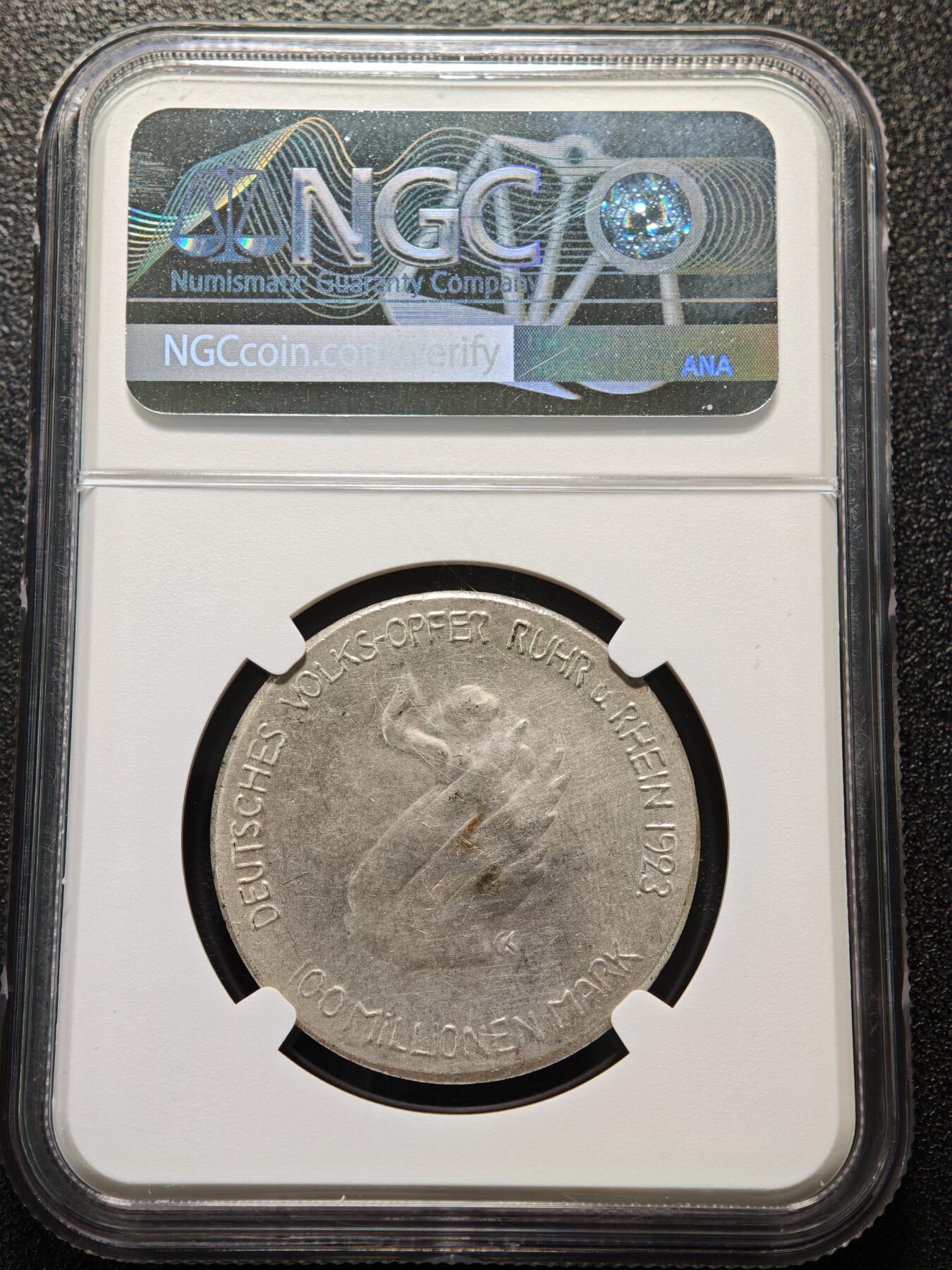 【德藏】世界币章拍卖第159期(元旦专场拍卖) 1923年 德国德紧时期鲁尔与莱茵地区1亿马克镀银铜币 名家卡尔歌茨作品 NGC MS62 品相极佳